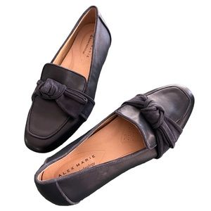 Alex Marie Aldelyn Bow Detail Loafer Sz 7.5